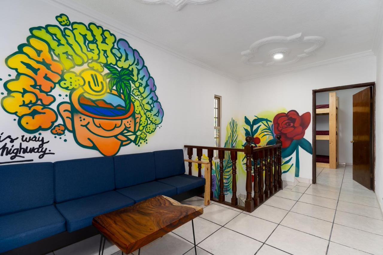 Sundaze Homestay Mazatlán Zewnętrze zdjęcie